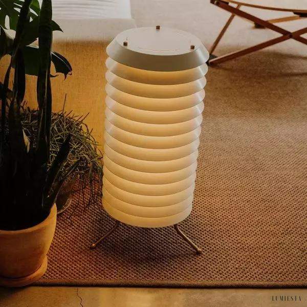 Lampa stołowa Maija z metalowymi dyskami w stylu skandynawskim