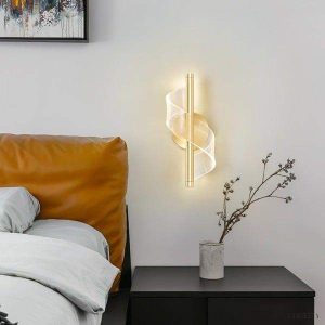 Nowoczesna lampka ścienna LED Spiral z luksusowymi krzywymi