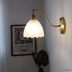 Lampka ścienna retro z mosiądzu i szkła stylowa dekoracja