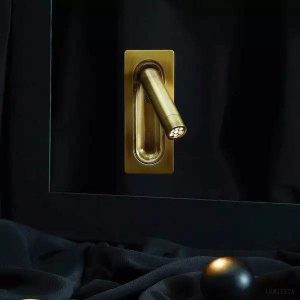 Lampa ścienna Ledtube z regulowanym strumieniem światła