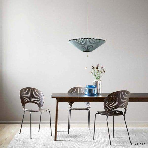 Modern pendant lamp shaped like fractured porcelain