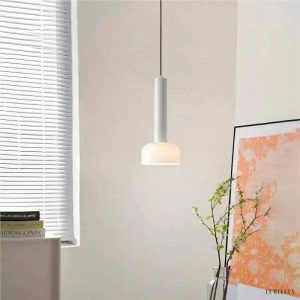 Nowoczesna włoska lampa wisząca minimalistyczna z kloszem szklanym