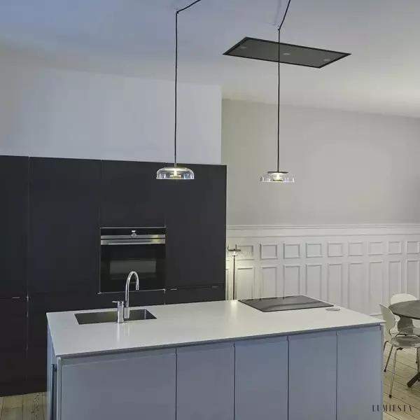 Lampa wisząca Plum szklana elegancka, profil klosza z delikatnym połyskiem