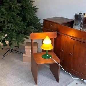 image_6-425.jpg Lampka stołowa w kształcie choinki z kolorowego szkła