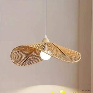 Rattanowa lampa wisząca Retro Zen w kształcie kapelusza