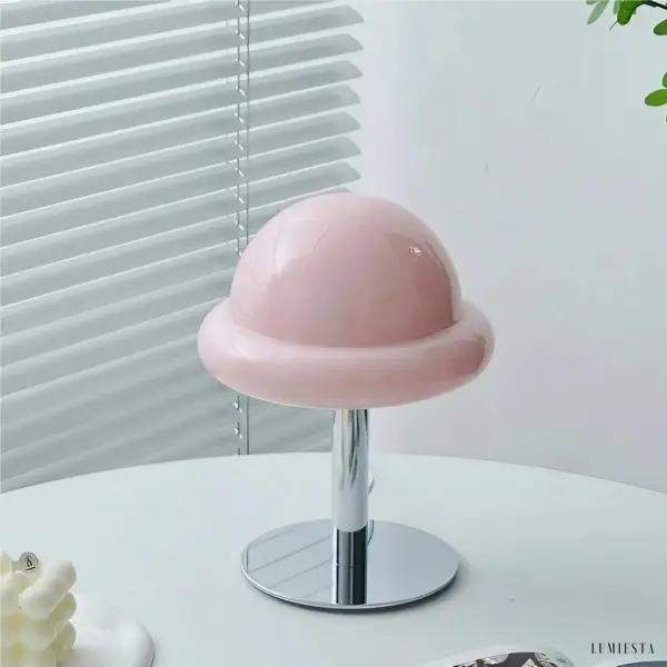 Lampa stołowa Morandi w stylu Bauhaus z kloszem grzybowym