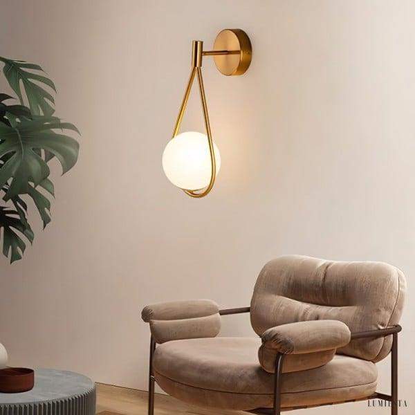 Lampa ścienna w kształcie kropli gwiazdy lub rogów mosiężna