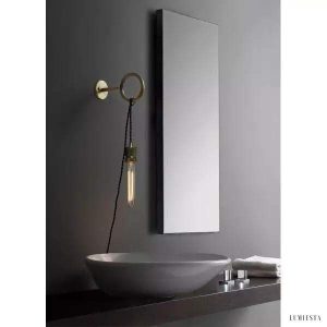 image_6-640.jpg Minimalistyczna lampa ścienna Loop z gniazdkiem E27