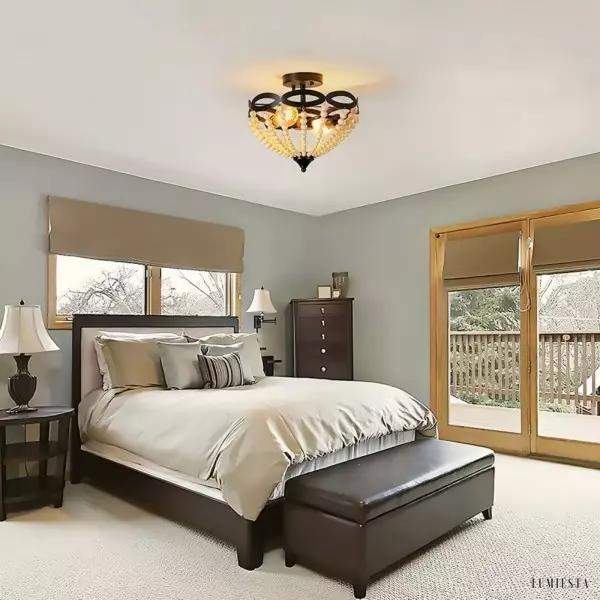 Lampy sufitowe w stylu rustykalnym z drewnianymi koralikami