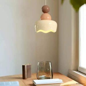 Cream resin pendant lamp in Nordic style