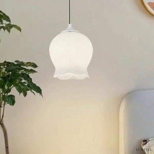 Glass Pendant Lamp Flower Bud in the Shape of a Flower
