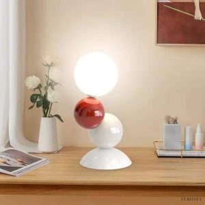 Stołowa lampa akrylowa kolorowa - profil lampy na jasnym tle