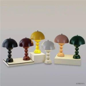 image_7-393.jpg Lampka stołowa w kształcie kwiatu w stylu nordyckim