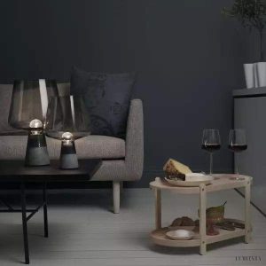 Lampa stołowa Leimu z ręcznie dmuchanego szkła i betonu