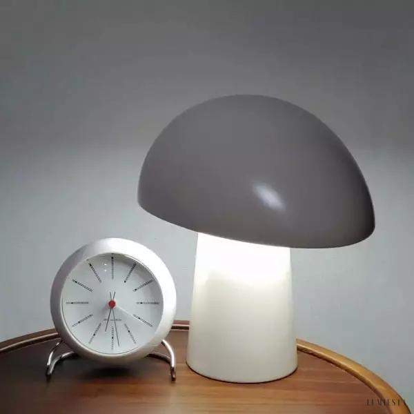 Stylowa lampa stołowa Night Owl w kształcie grzyba