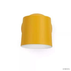 Lampka ścienna Normann Copenhagen Rise w minimalistycznym stylu