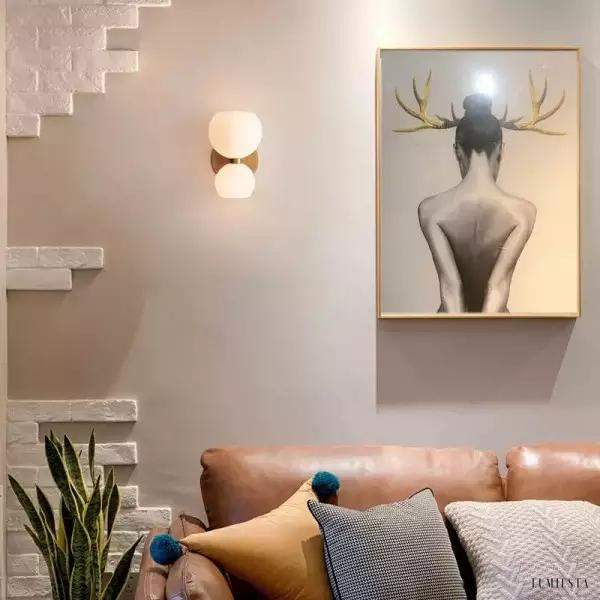 Lampa ścienna Edie i Betty w stylu nowoczesnym z szkła opalowego