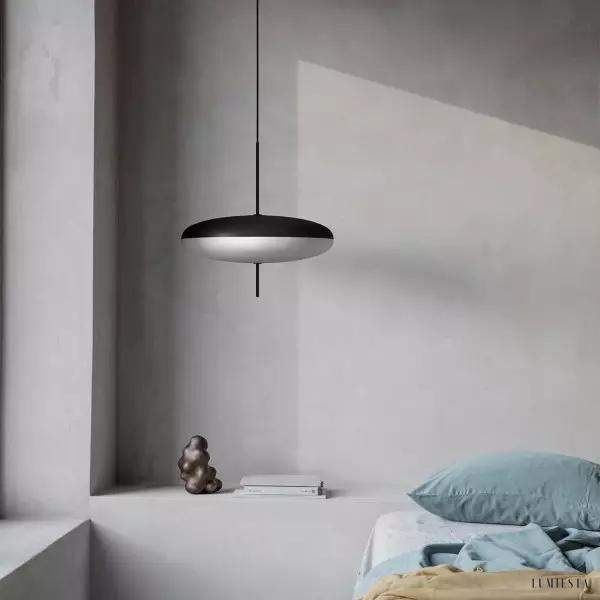 Aura - wiszące z akrylowym kloszem, boczny widok profilu