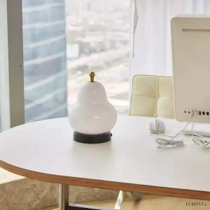 Lampa dotykowa w kształcie gruszki z regulacją światła