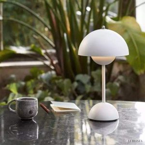 Stylish Bloom L9 Table Lamp with Dimmer