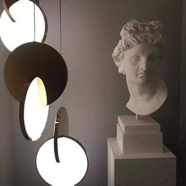 image_8-347.jpg Lampa wisząca Eclipse stylowe oświetlenie w kształcie okręgów