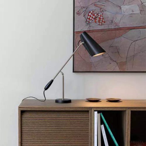 Lampa stołowa Birdy nowoczesny design z metalowym wykończeniem