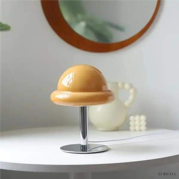 Lampa stołowa Morandi w stylu Bauhaus z kloszem grzybowym