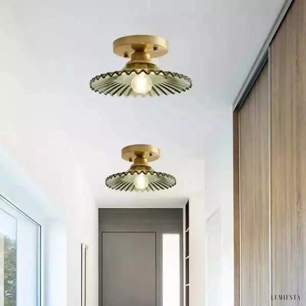 Lampka sufitowa w stylu vintage z zielonym szkłem