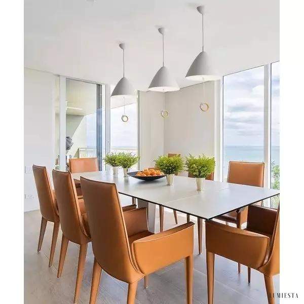 Stożkowa lampa wisząca z serii Macaron w kolorze żółtym