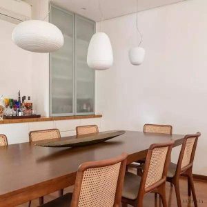Lampa wisząca ze szkła dmuchanego okrągła biała - detal klosza
