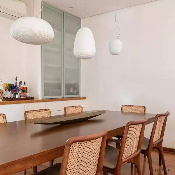 Lampa wisząca ze szkła dmuchanego okrągła biała - detal klosza
