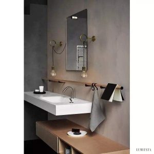 image_9-475.jpg Minimalistyczna lampa ścienna Loop z gniazdkiem E27