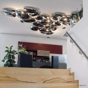 Lampa sufitowa Skydro - detal chromowanych akcentów na okrągłej obręczy