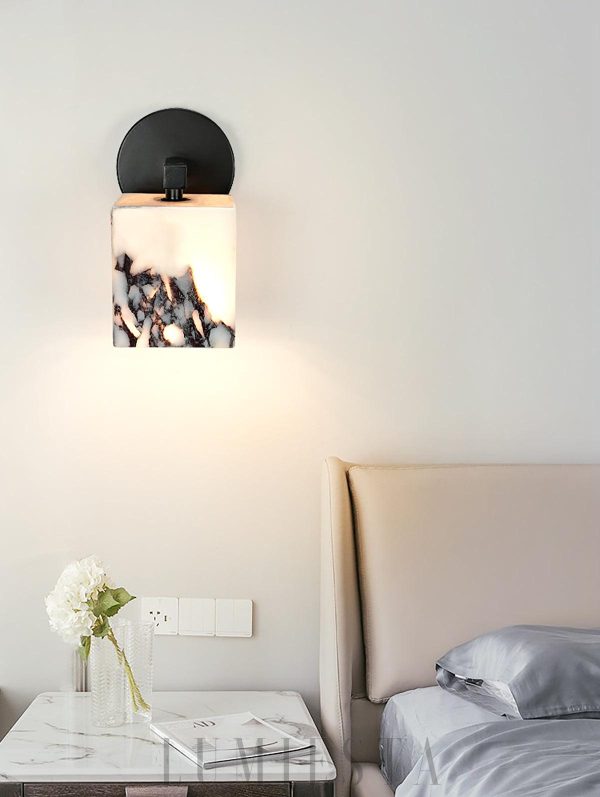 wm_10346558622966496199.jpg Marmurowa elegancka lampa ścienna kostka 8x13cm Biały Ciepła