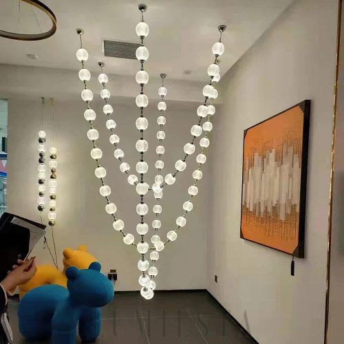 Afralia - lampa wisząca chromowane kule z kulistymi kloszami i mosiężną konstrukcją