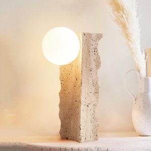 Lampa stołowa trawertynowa kolumna z kulistym kloszem beżowa