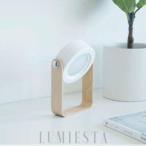 Stylowa lampa stołowa i wisząca z drewna i metalu