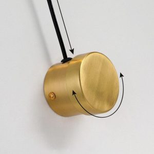 Nowoczesna złota lampa ścienna z regulacją
