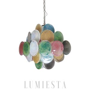 wm_10844633601977787913.jpg Witryna z kolorowym żyrandolem Murano o średnicy 49cm