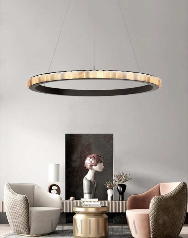 Avalon - Alabastrowy pierścień w mosiężnej oprawie