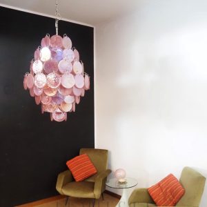 Lampa wisząca Vintage Murano Różowy Dysk 75cm - widok z boku na różowy szklany dysk