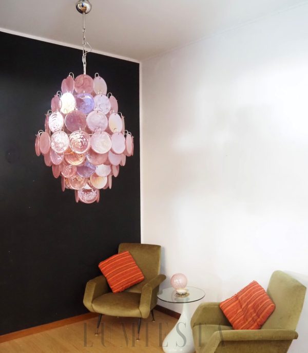 Lampa wisząca Vintage Murano Różowy Dysk 75cm - widok z boku na różowy szklany dysk