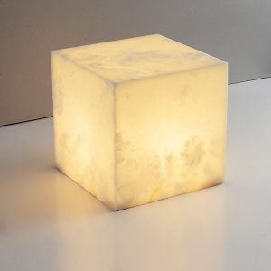 wm_11585416756038919342.jpg Valencia - Alabastrowa lampa stołowa, sześcian 20/30 cm
