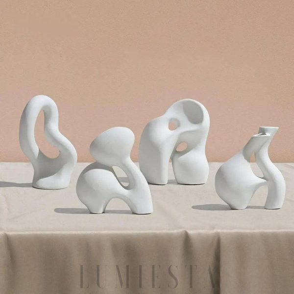 wm_11668620348328068597.jpg Elegancki biały ceramiczny wazon 12–14 cm