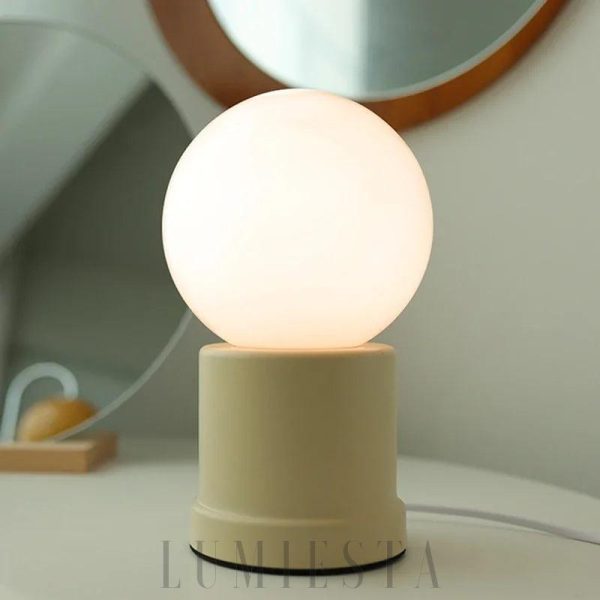 lampa stołowa z białym okrągłym kloszem, nowoczesna lampa stołowa z białym okrągłym kloszem