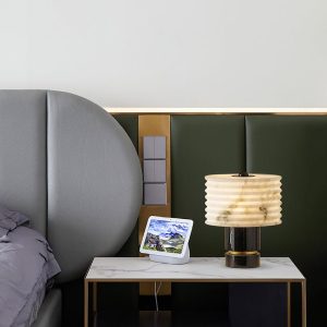 wm_12609173619884064177.jpg Outela - Lampa stołowa alabaster i mosiądz, czarno-biała