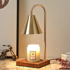 Lampka biurkowa metalowy klosz - skandynawska lampa z metalowym kloszem na smukłej podstawie