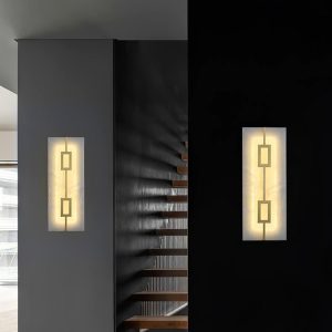 wm_12708705925438387075.jpg Lampa ścienna Alabaster - mosiądz, biała, kwadrat/prostokąt