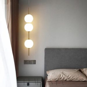 Nowoczesna lampa wisząca z podwójnym okrągłym kloszem - detal zawieszenia