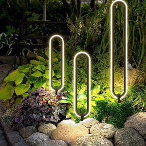 Lampa ogrodowa Camden w kształcie owalu z ciepłym światłem